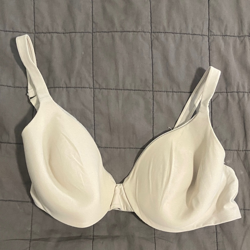 Tan Hanes bra 40C